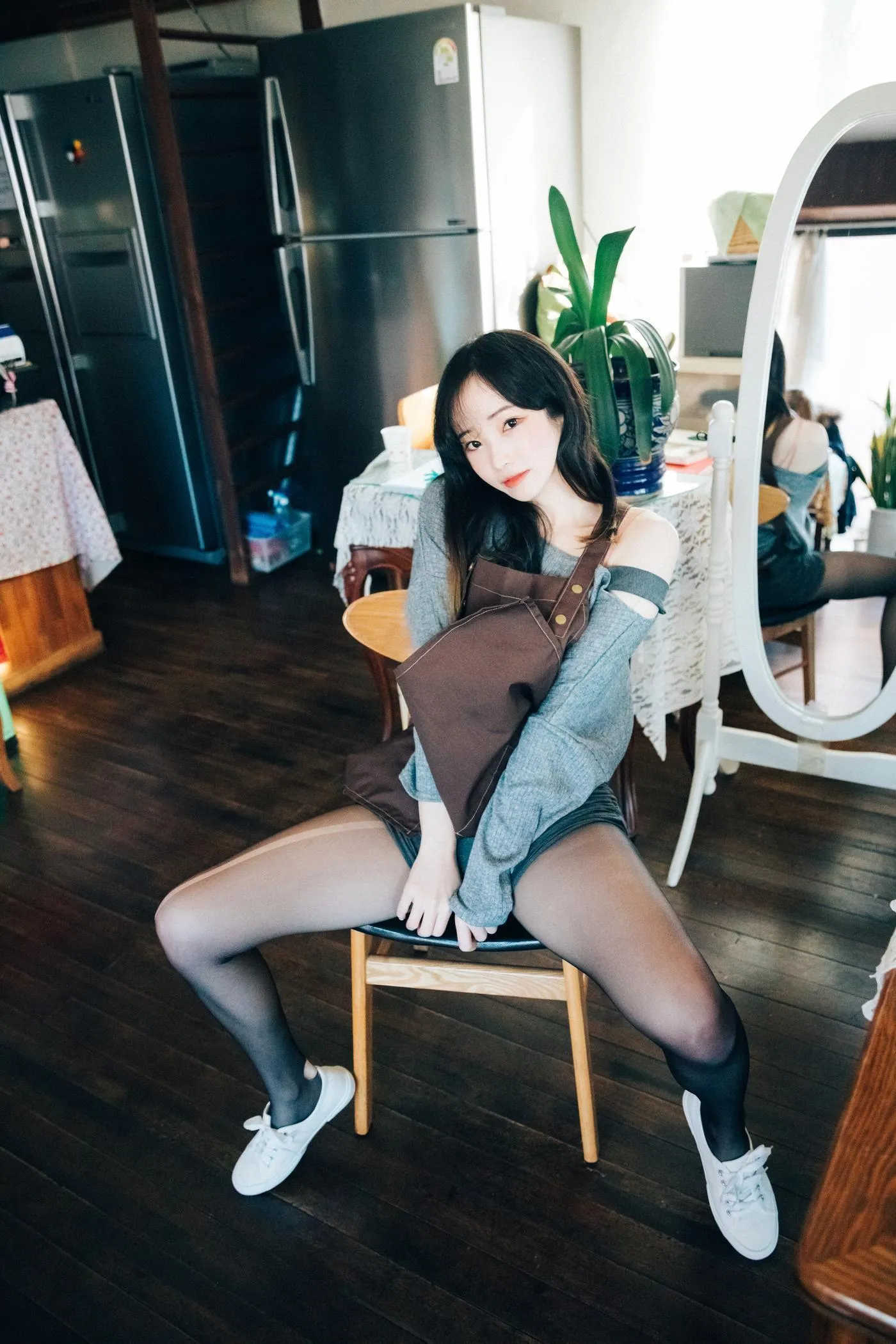 Bambi밤비 – NO.105 [Loozy] Cafe Alba Update HQ [79P]插图8